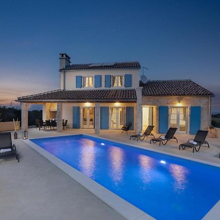 Villa Mediterra Prima Nin Eksteriør bilde